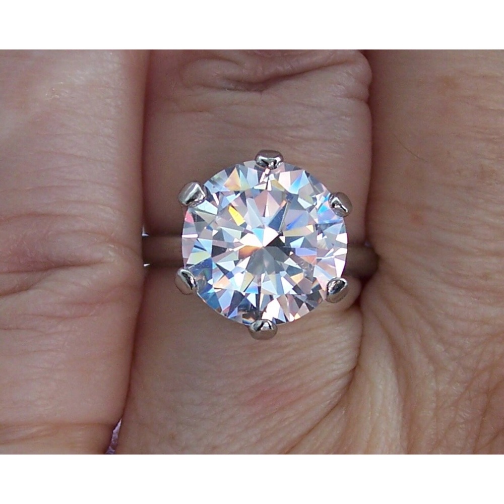 Solitaire Round Cut Cubic Zirconia Ring 6.84 Carat Stainless Steel - Picture 5 of 16